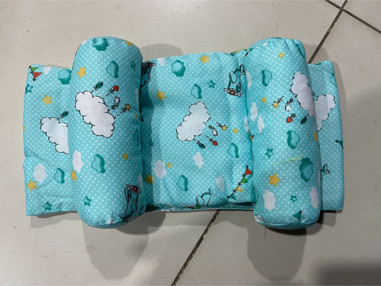 Adjustable Baby Sleeping Support Pillow – Anti Roll Cushion Infant Sleep Positioner with Neck Protection Random Colour