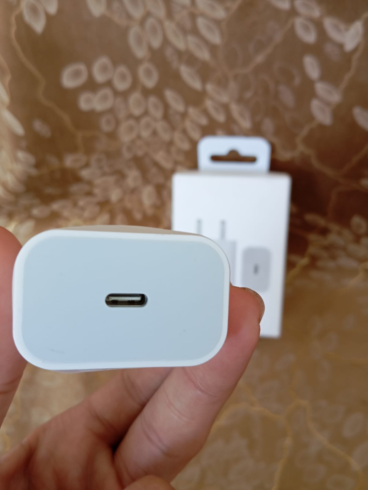 25W Original Type-C Fast Charging Power Adapter – White Compact Charger China Imported