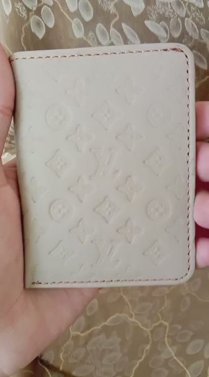 Premium Stylish LV Wallet for Men – Elegant Designer Leather Slim Wallet with Card Holder Beige